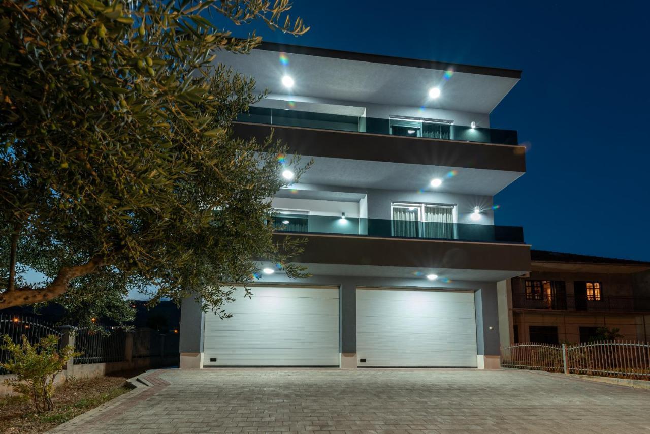 Villa Dalmata Trogir Exteriör bild